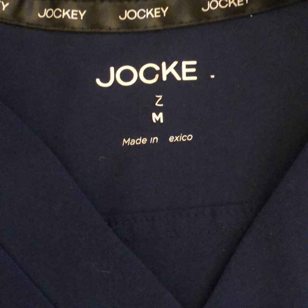 Scrub top, jockey, size medium. - Picture 2 of 2